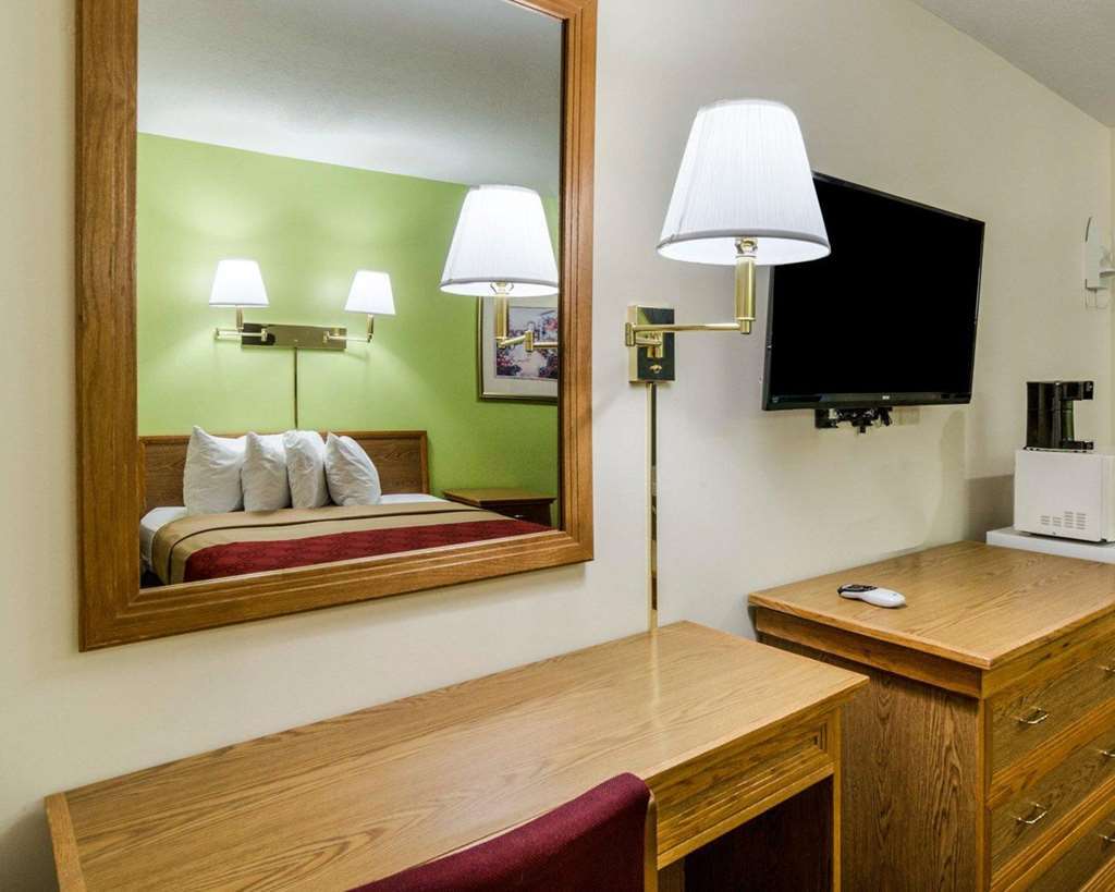 Econo Lodge University Lawrence Oda fotoğraf